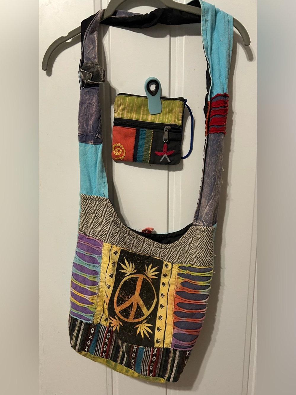 Bohemian Patchwork Peace Sign Crossbody Bag in Multicolor with mini wallet pouch
